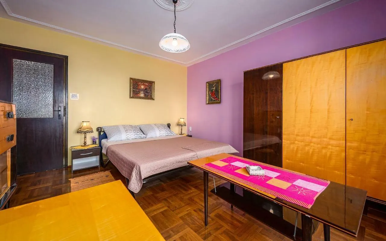Apartment Crveni Umag Croatia