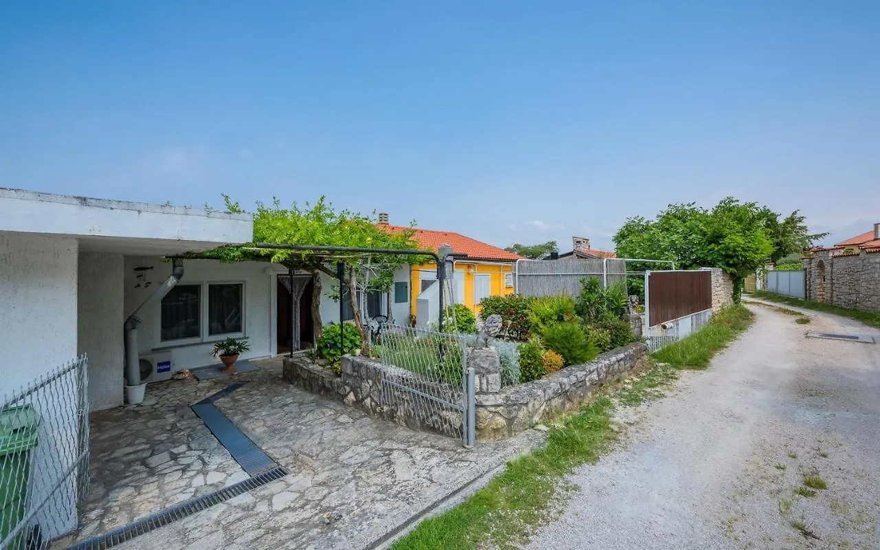 Apartment Crveni Umag